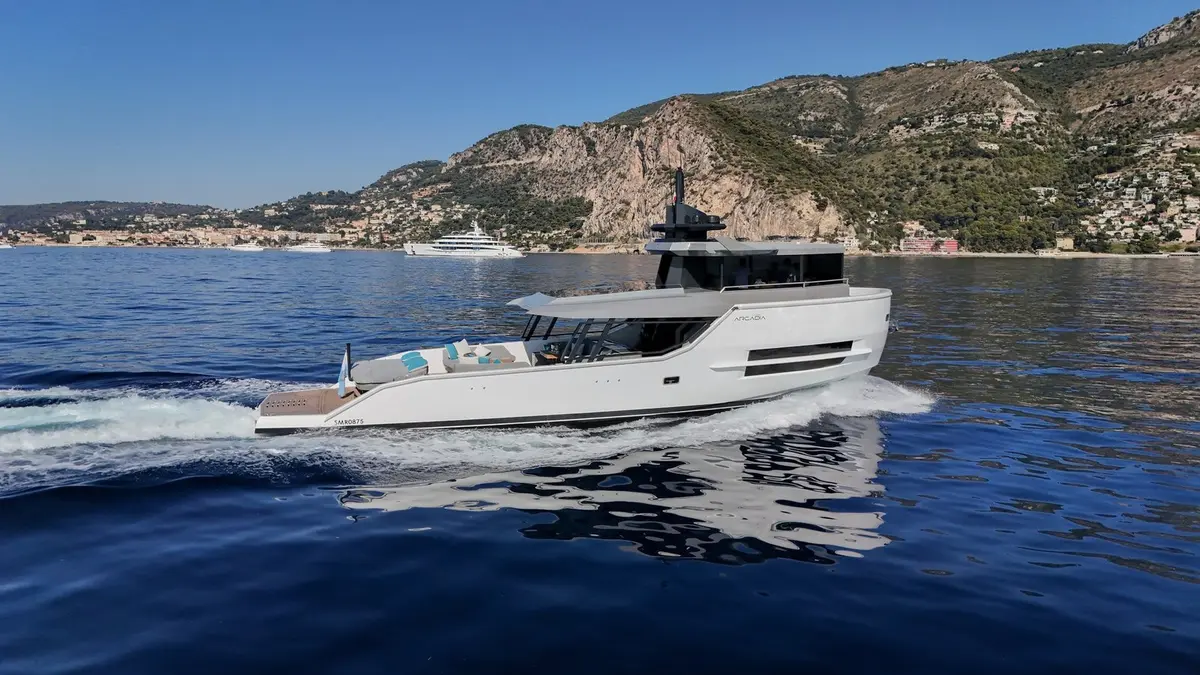 Arcadia Sherpa 60, exterior — Cannes Yachst hire, Cannes. Arcadia Sherpa 60 — 18.7m