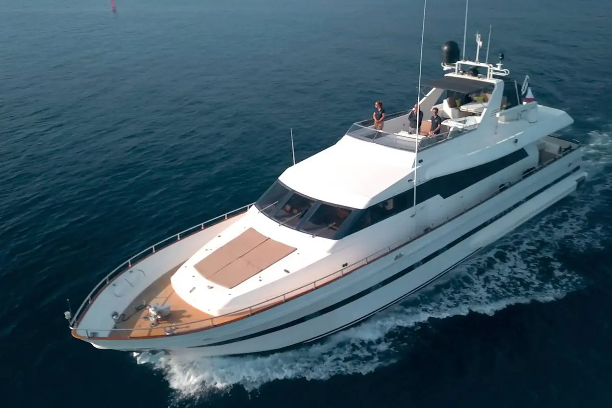 Falcon 80S, main deck — Cannes Yachst hire, Cannes. Falcon 80S — 24m