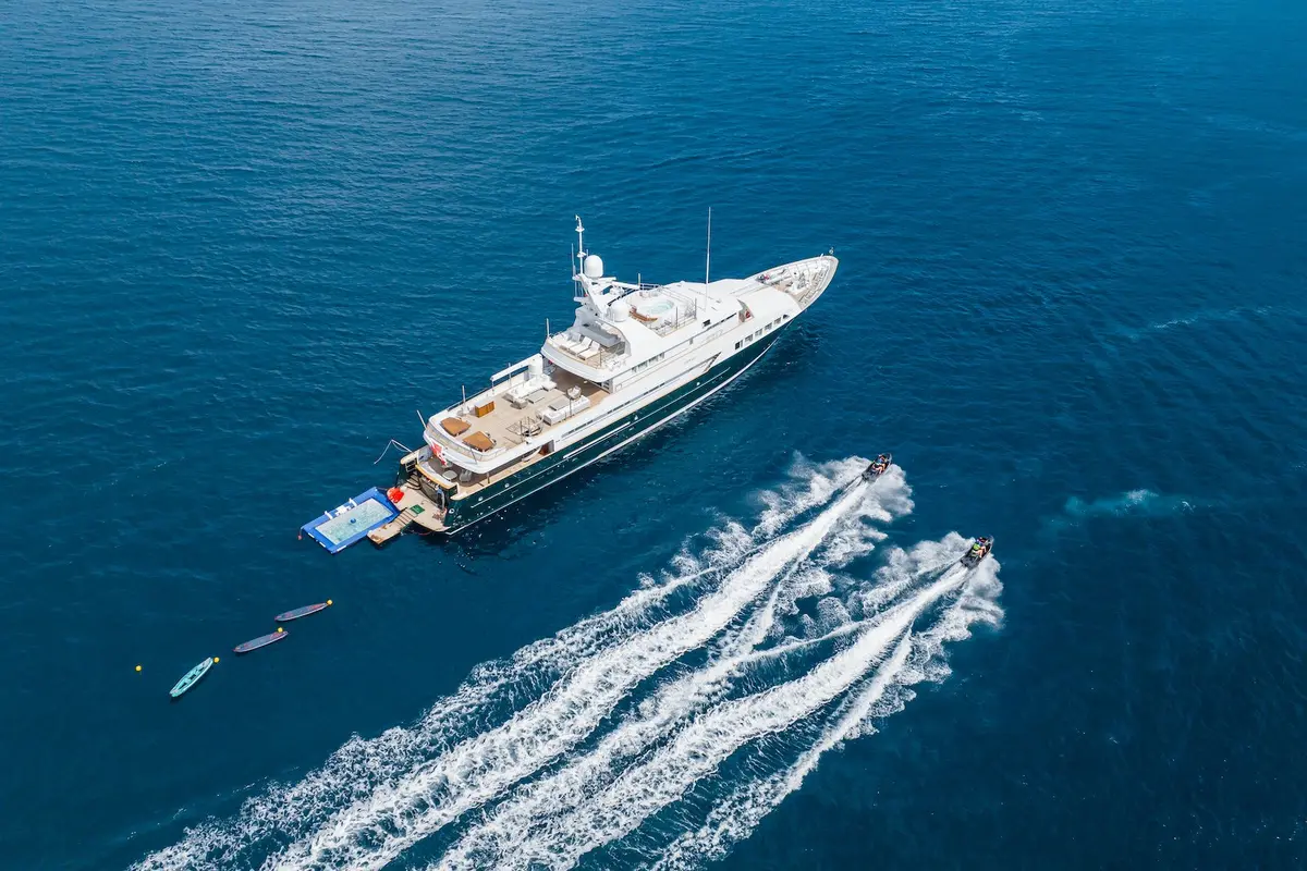 Emerald, main deck — Cannes Yachst hire, Cannes. Emerald — 50m