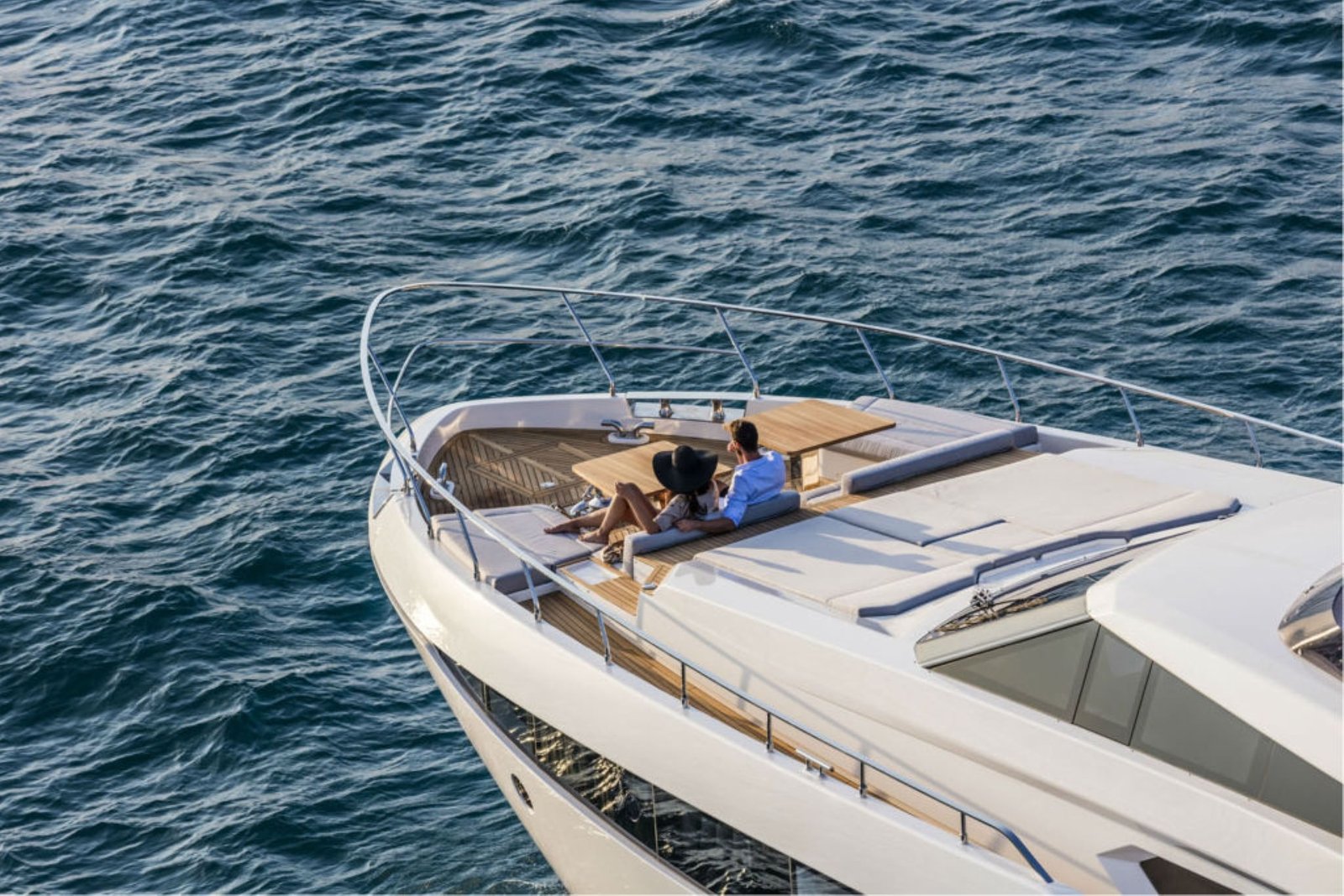 Ferretti 920