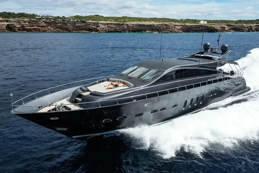 Leopard 31, внешний вид — Cannes Yachst hire, Канны. Leopard 31 — 31m