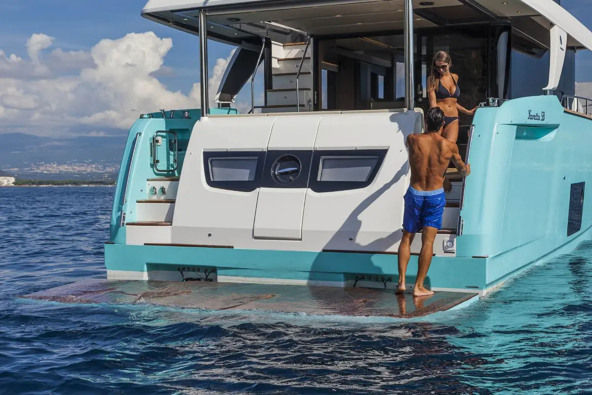 Navetta 58, master cabin — Cannes Yachst hire, Cannes. Navetta 58 — 17m