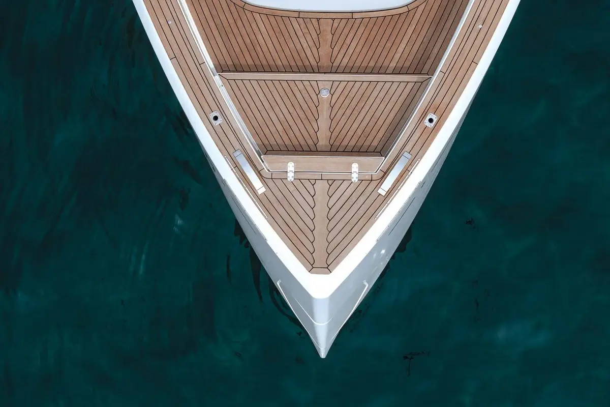 Pardo 43, главная палуба — Cannes Yachst hire, Канны. Pardo 43 — 13.4m