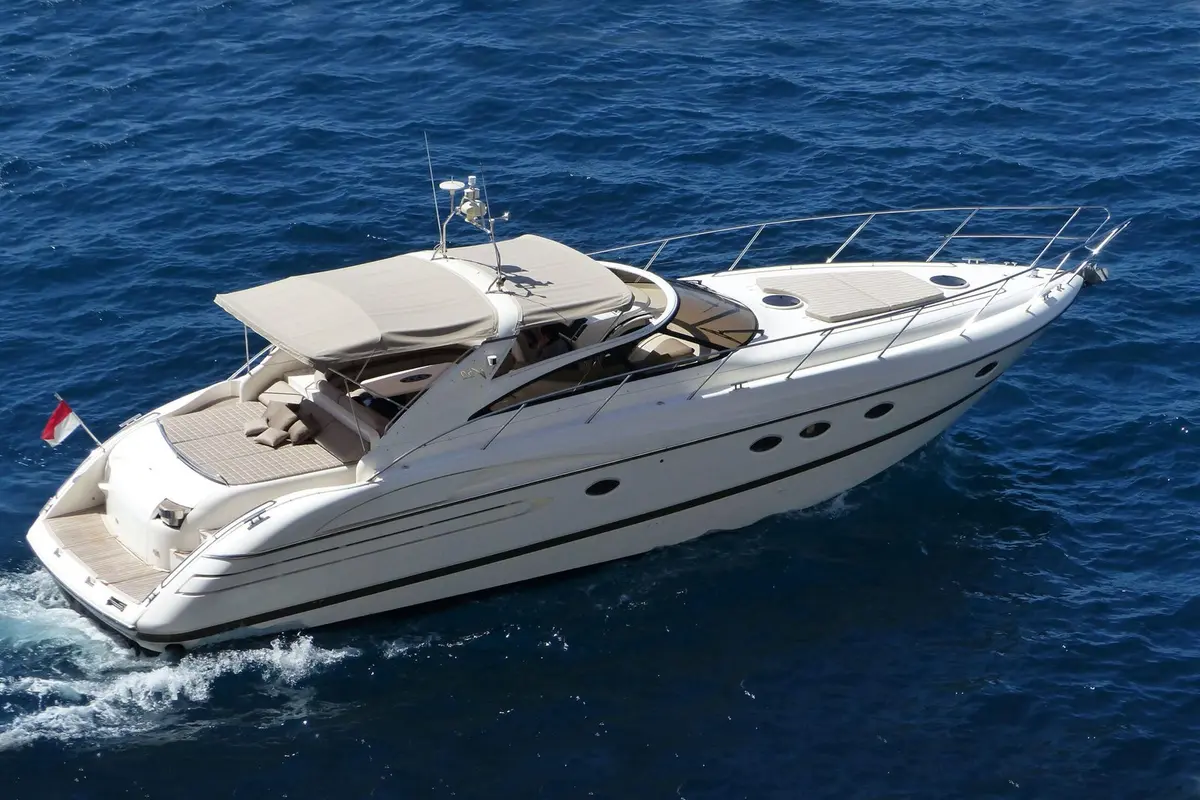 Princess 50, exterior — Cannes Yachst hire, Cannes. Princess 50 — 15.5m