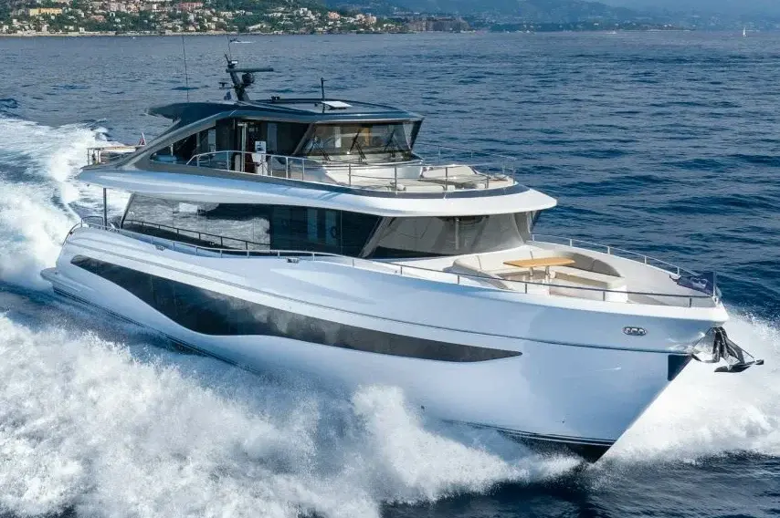 Princess Y80, внешний вид — Cannes Yachst hire, Канны. Princess Y80 — 25m