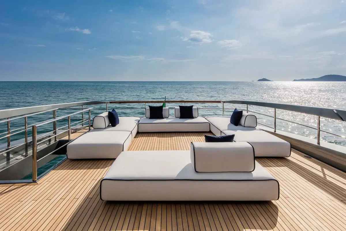 Riva 110, master cabin — Cannes Yachst hire, Cannes. Riva 110 — 33m