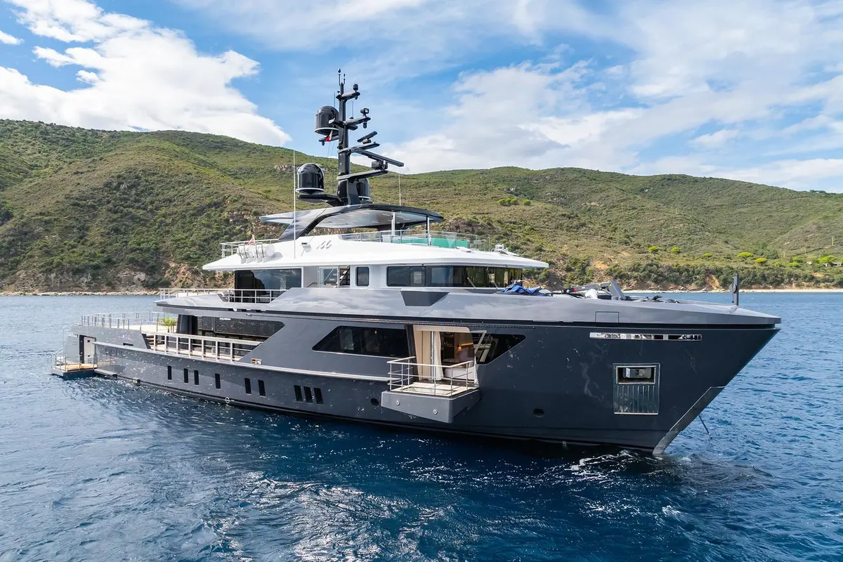 M, main deck — Cannes Yachst hire, Cannes. M — 47m