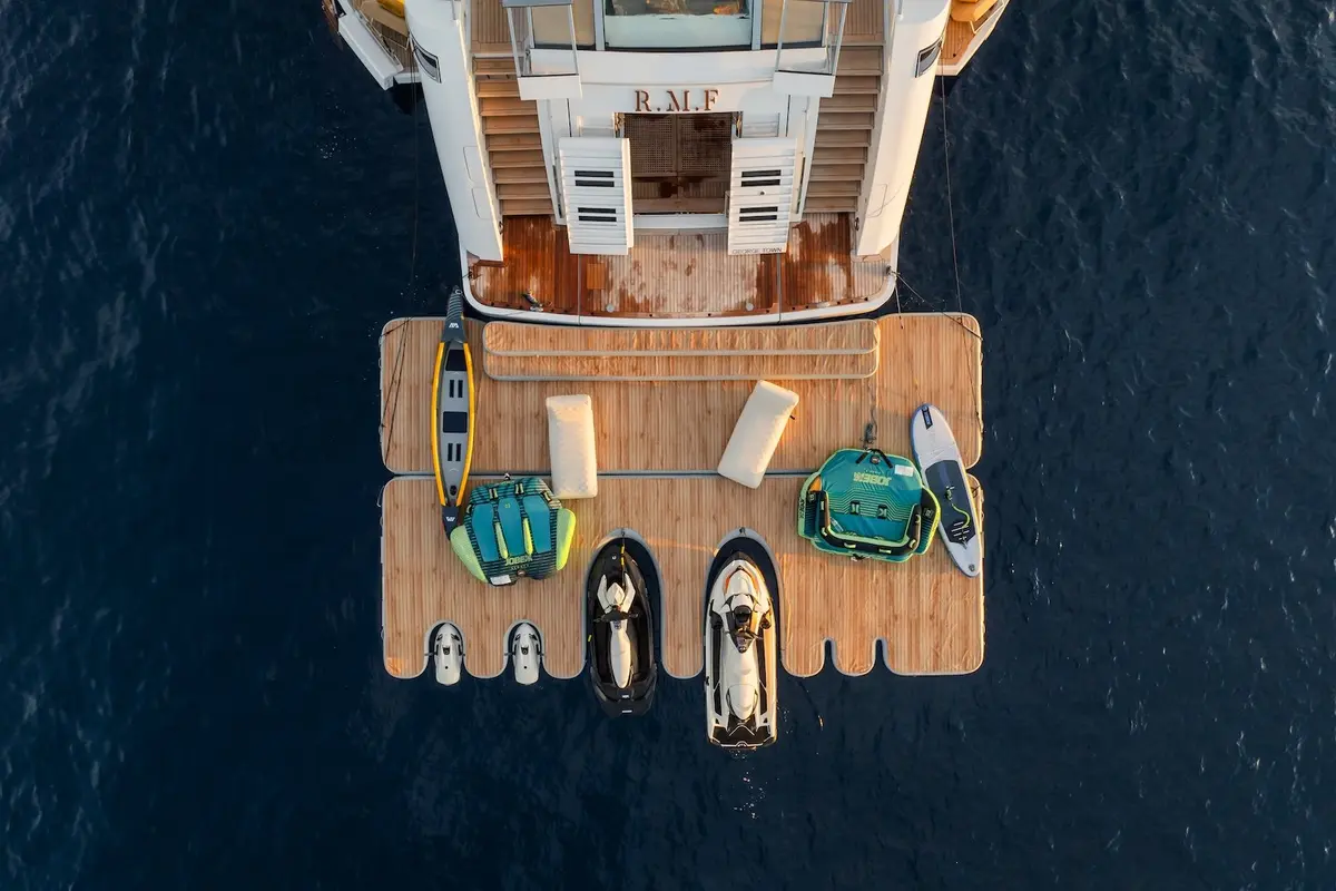 RMF, salón — Cannes Yachst hire, Cannes. RMF — 52m