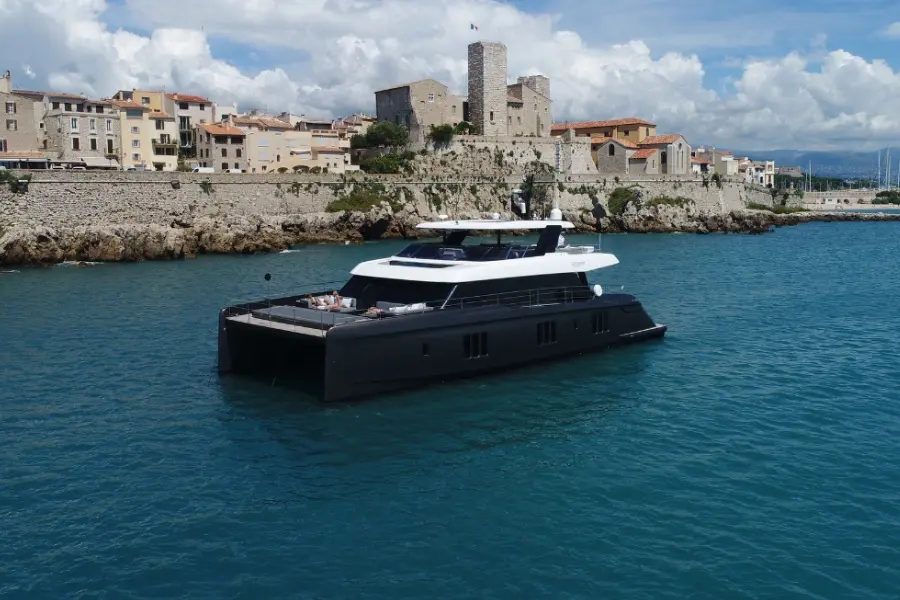 Sunreef 80, exterior — Cannes Yachst hire, Cannes. Sunreef 80 — 23.9m