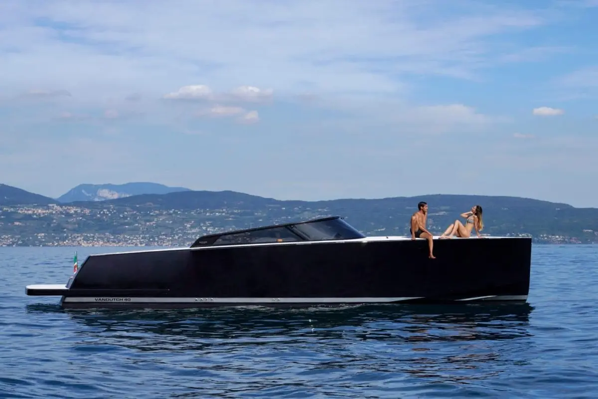 VanDutch 40, exterior — Cannes Yachst hire, Cannes. VanDutch 40 — 12m