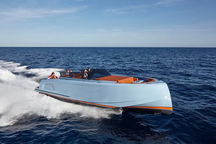 Vanquish VQ60, внешний вид — Cannes Yachst hire, Канны. Vanquish VQ60 — 18.3m