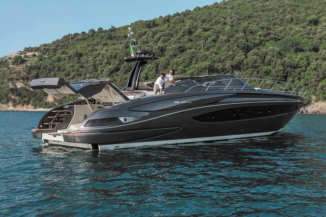 Virtus 63, aft deck — Cannes Yachst hire, Cannes. Virtus 63 — 19m