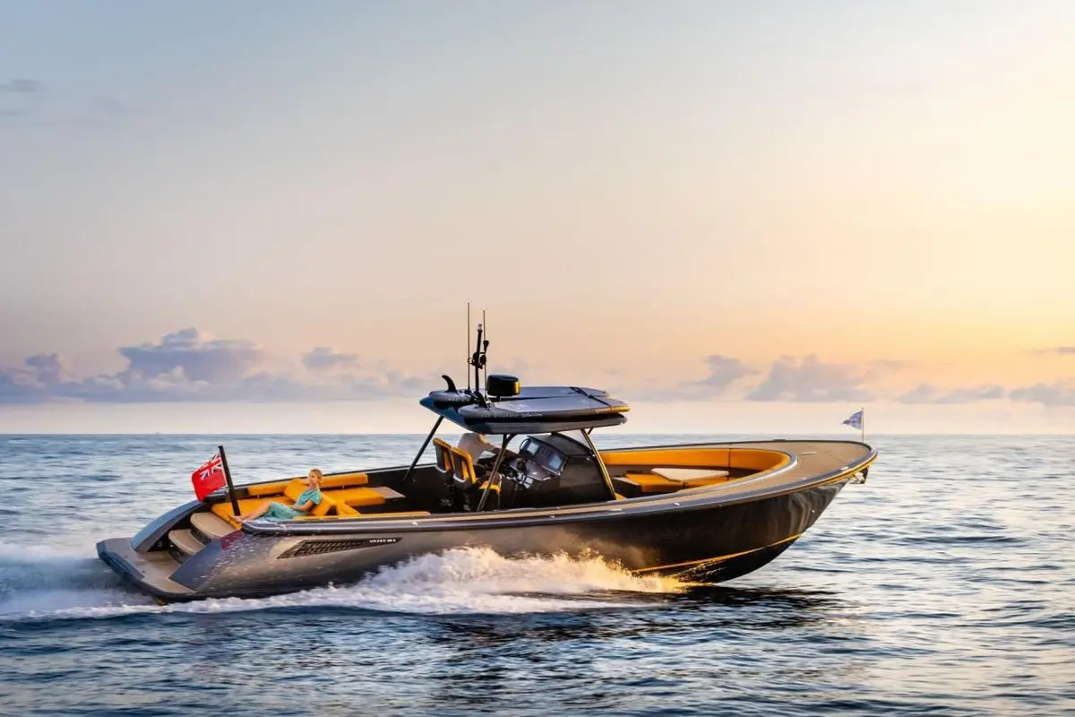 Wajer 38S, внешний вид — Cannes Yachst hire, Канны. Wajer 38S — 11m