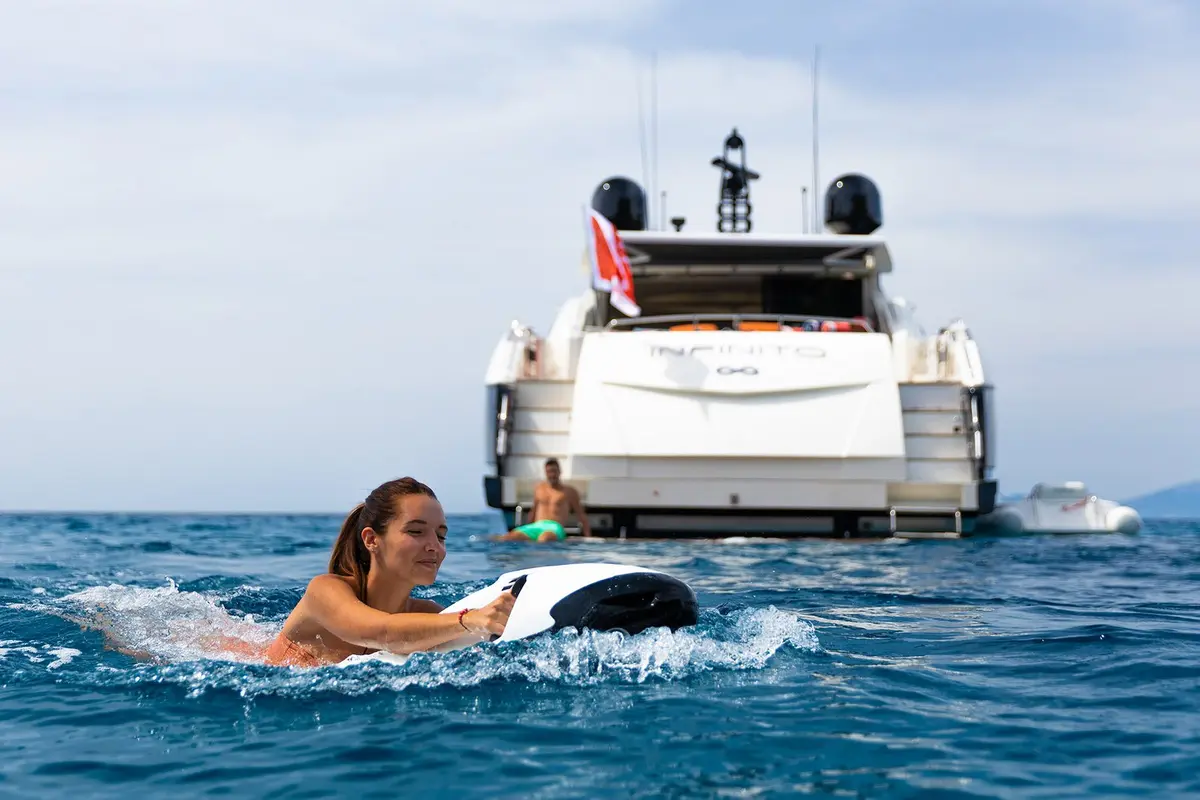 Wally 45, flybridge — Cannes Yachst hire, Cannes. Wally 45 — 13m